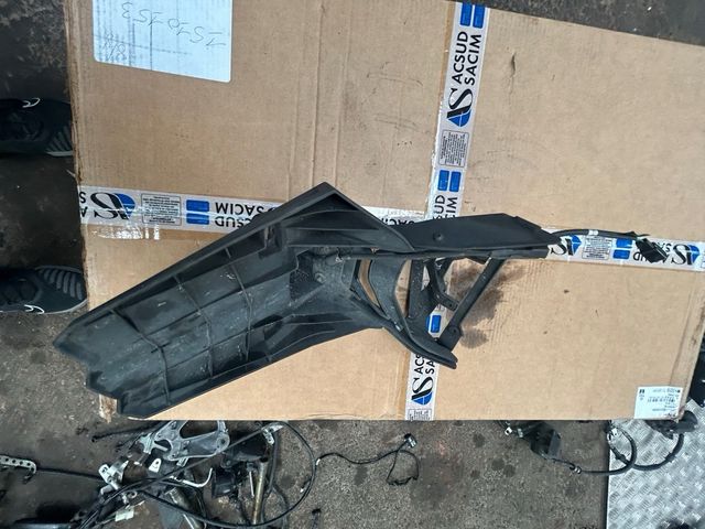 Portamatriculas Kymco AK 550 (2019)