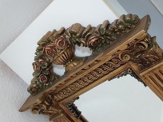 Espejo antiguo de estilo barroco