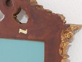 Espejo antiguo de estilo barroco