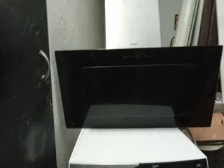 Campana extractora Cata negra