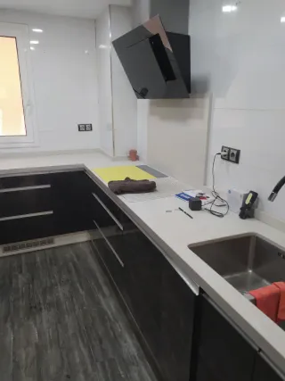 Campana extractora Cata negra