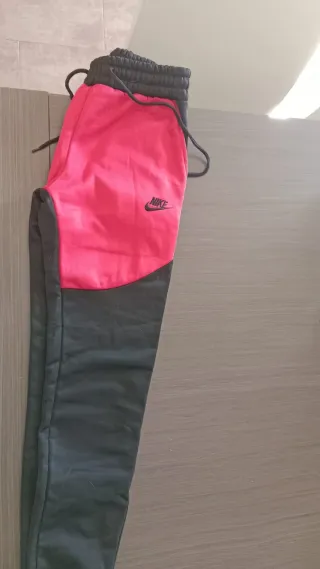 Pantalón Nike Rosa y Negro