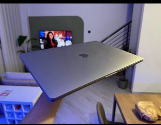 MacBook Pro 2019 Argento/Grigio Siderale