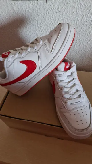 Zapatillas Nike Big Low Blancas y Rojas