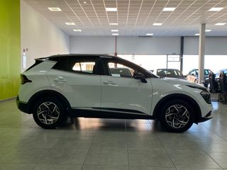 Sportage Business 4x2 1.6 CRDI 136CV MHEV Blanco