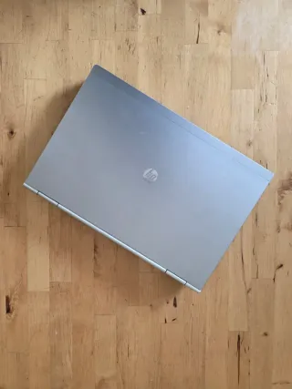 HP Core i7-8GB RAM-500GB HDD-WINDOWS 11