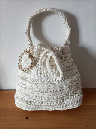 Borsetta a mano in fettuccia e lurex handmade