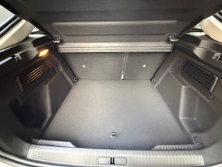 Citroen C4 HYBRID 145 E-DSC6 BUSINESS EDITION