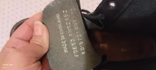 Botas Dr. Martens hombre piel de color negro.