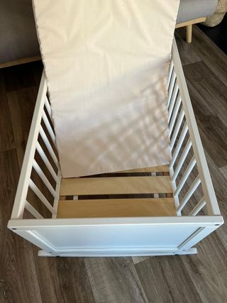 Minicuna balancín blanca