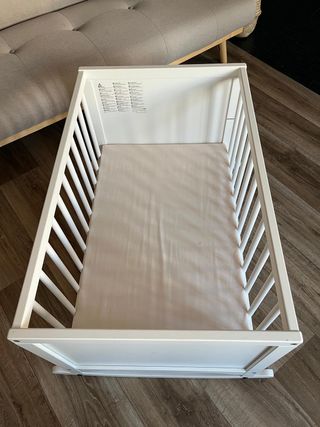 Minicuna balancín blanca