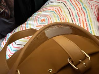 Bolso portátil marrón