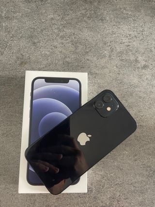iPhone 12 Negro
