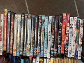 Lotto di 137 film ATTENZION!!! NON IN SPAGNOLO