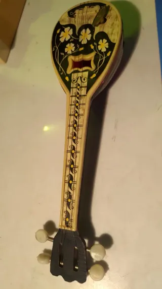 Mandolino Carillon Vintage Plastica Decorata