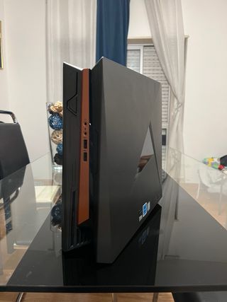 PC Gamer Asus ROG GR8 II