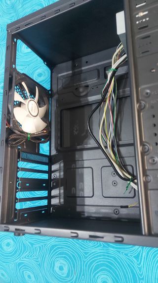 Caja Case PC NOX Raven