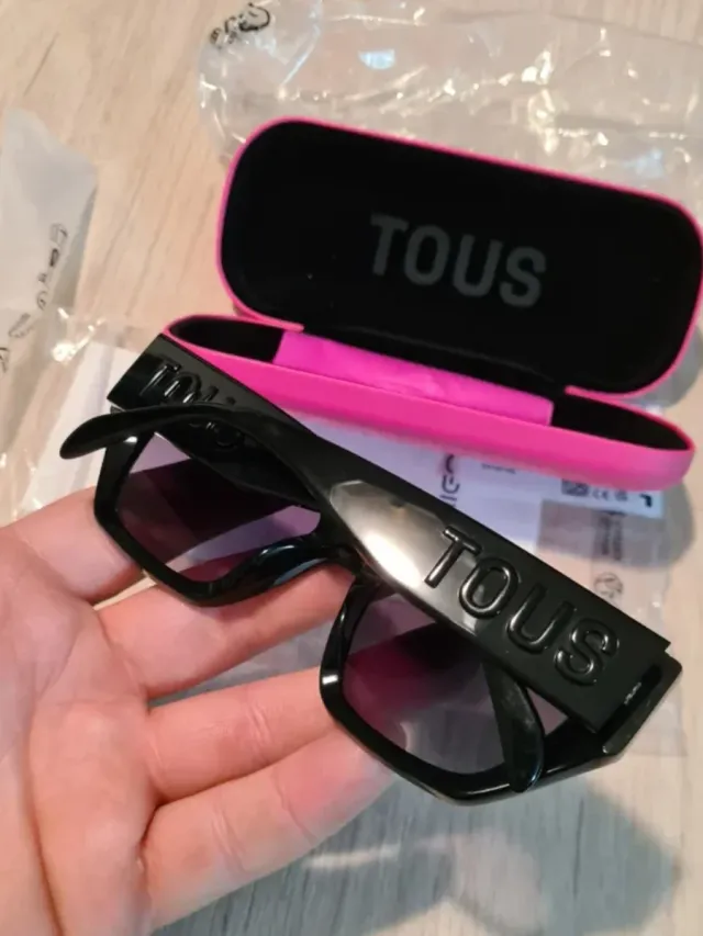 Gafas de sol Tous negras y rosas