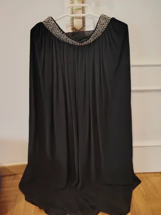 Falda larga negra tipo seda