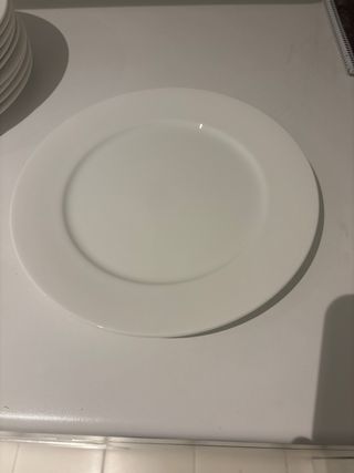 10 Platos Lisos Porcelana Blanca marca San Claudio