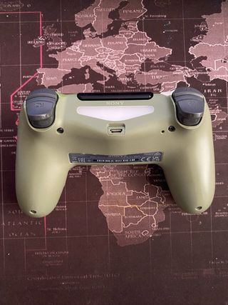 Mando PS4 Camuflaje original.