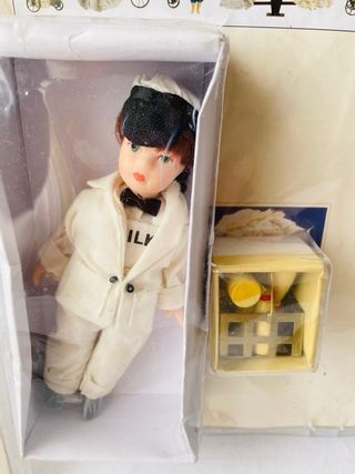 Lote 2 Muñecas Porcelana El Maravilloso Mundo