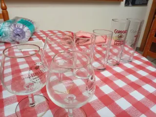 Lote de copas y vasos de coleccionista