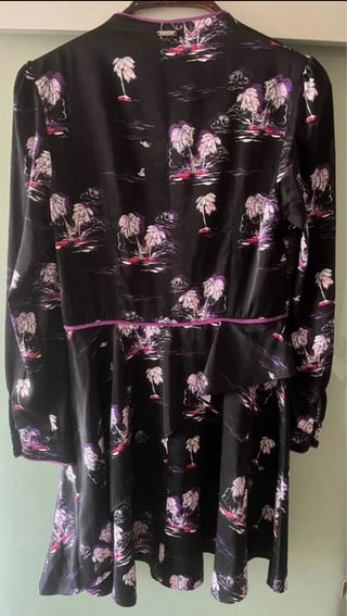 Vestido Guess estampado palmeras