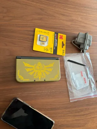 Nintendo 3DS XL IPS Zelda Hyrule con schermo IPS superiore