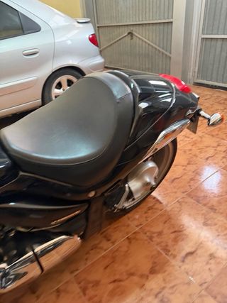 Suzuki Intruder VZR 1800 R Negra