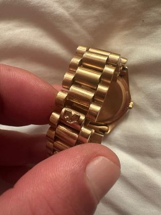 Reloj Yacare de oro de 18k