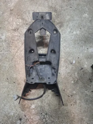 Portamatriculas y piloto trasero KTM 950 990