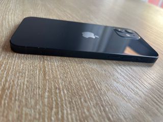iPhone 12 64GB Nero in ottime condizioni