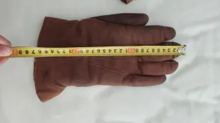 Guantes de piel girada