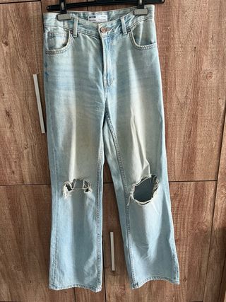 Pantalones vaqueros Bershka Rotos