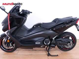 YAMAHA T-MAX 530