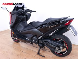 YAMAHA T-MAX 530