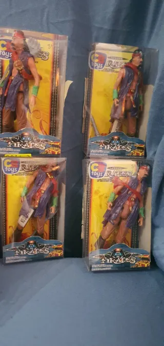 Muñecos Piratas Juguetes