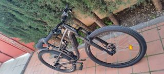 Bicicleta MTB Rockrider 29 Expl 100 S Negra