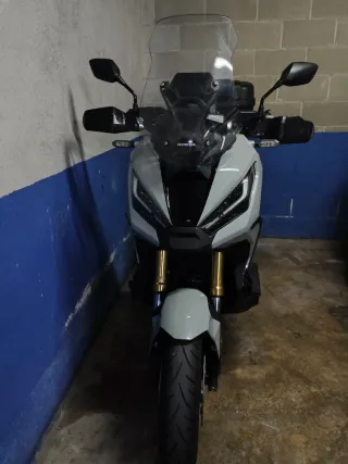 Honda X-ADV 750 A2 - IMPECABLE EN GARANTÍA
