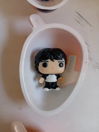 Lote 3 miniFunko Stranger Things Max Eddie Mike