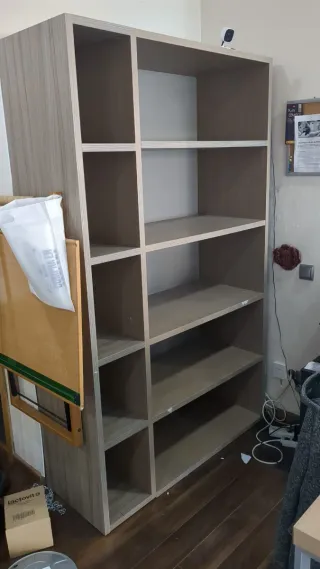 Estantería modular de madera