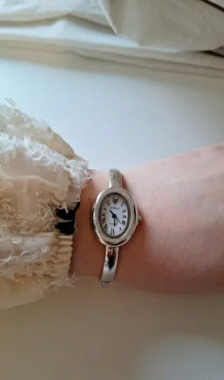 Orologio da polso ovale argento