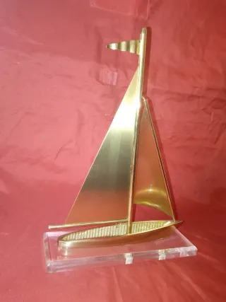 Velero latón/bronce antiguo