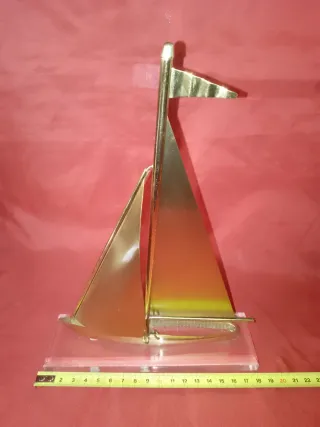 Velero latón/bronce antiguo