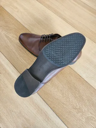 Zapatos de piel Zara