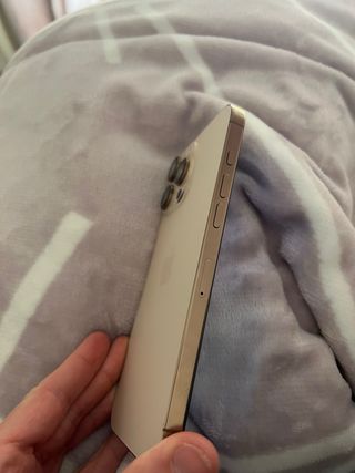 iPhone 16 Pro Max Dorado 256Gb 100% bateria