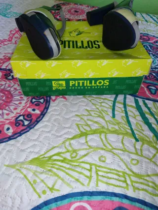 Zapatos abiertos Pitillos talla 38
