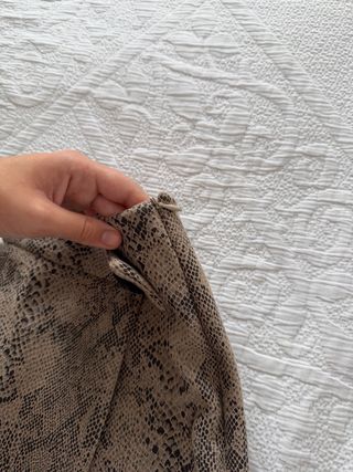 Falda pantalón Zara efecto piel serpiente T.S