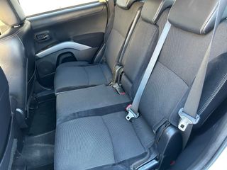 Mitsubishi Outlander 2012 tel 666217952